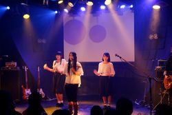 みにくさをちりばめて みにくさをちりばめて